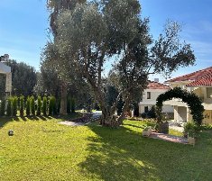 Alaçatı Merkeze Yürüme Mesafesinde Site İçinde Satılık Villa